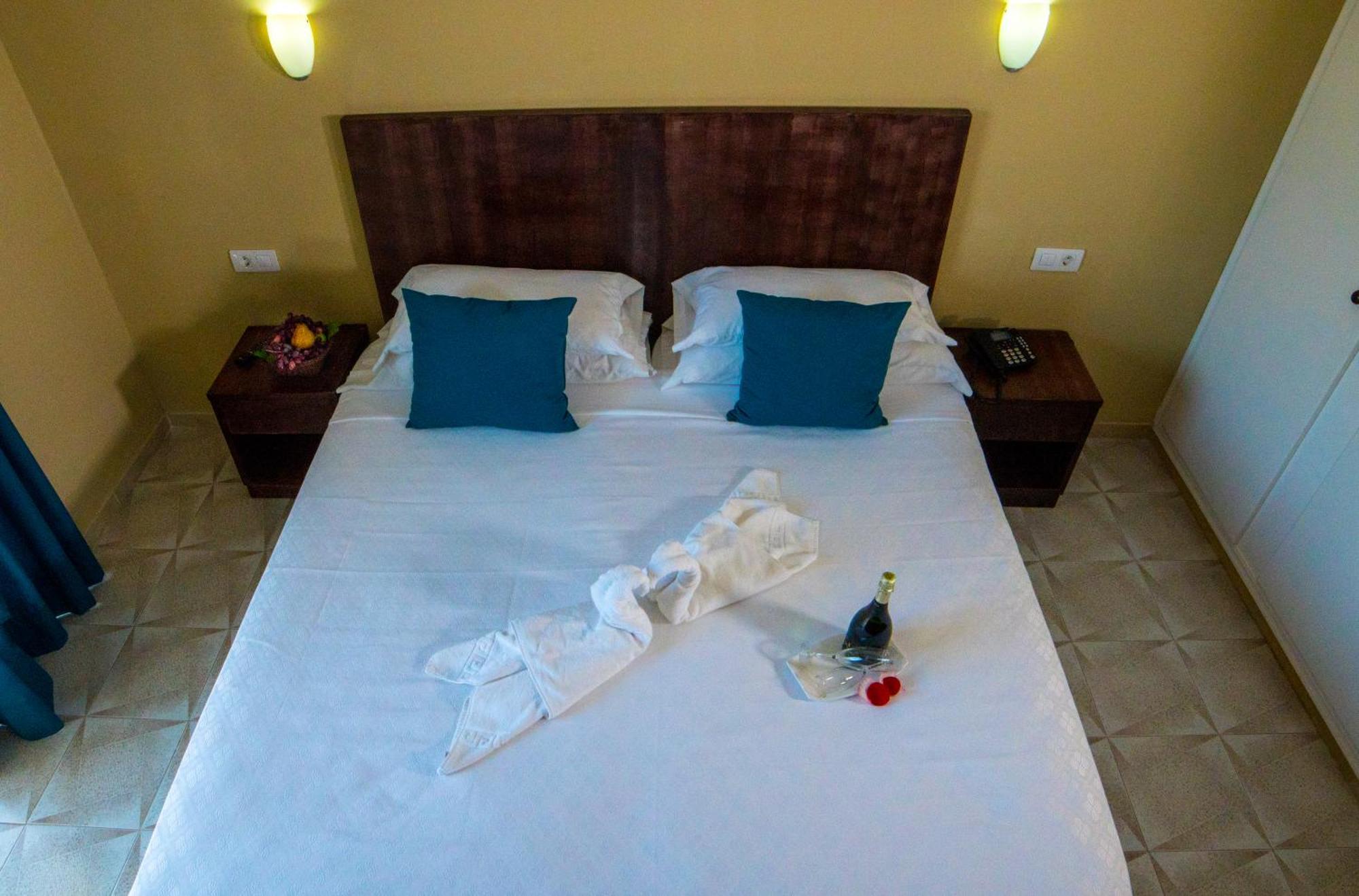 Hotel Aeropuerto Sur 圣伊西德罗 外观 照片